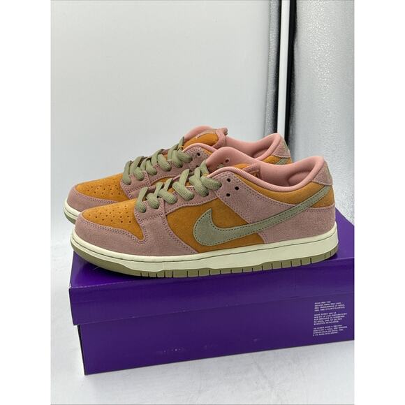 Size 8.5 - Nike Dunk SB Low Red Stardust main image 4